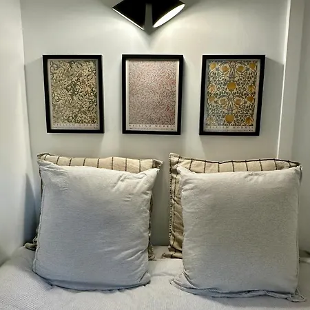 Mazet Vue Et Piscine Chauffee Apartment Le Lavandou